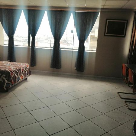 Hotel Sol De Oro Гуаякіль Екстер'єр фото