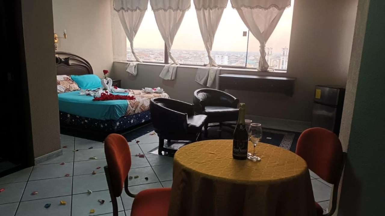 Hotel Sol De Oro Гуаякіль Екстер'єр фото