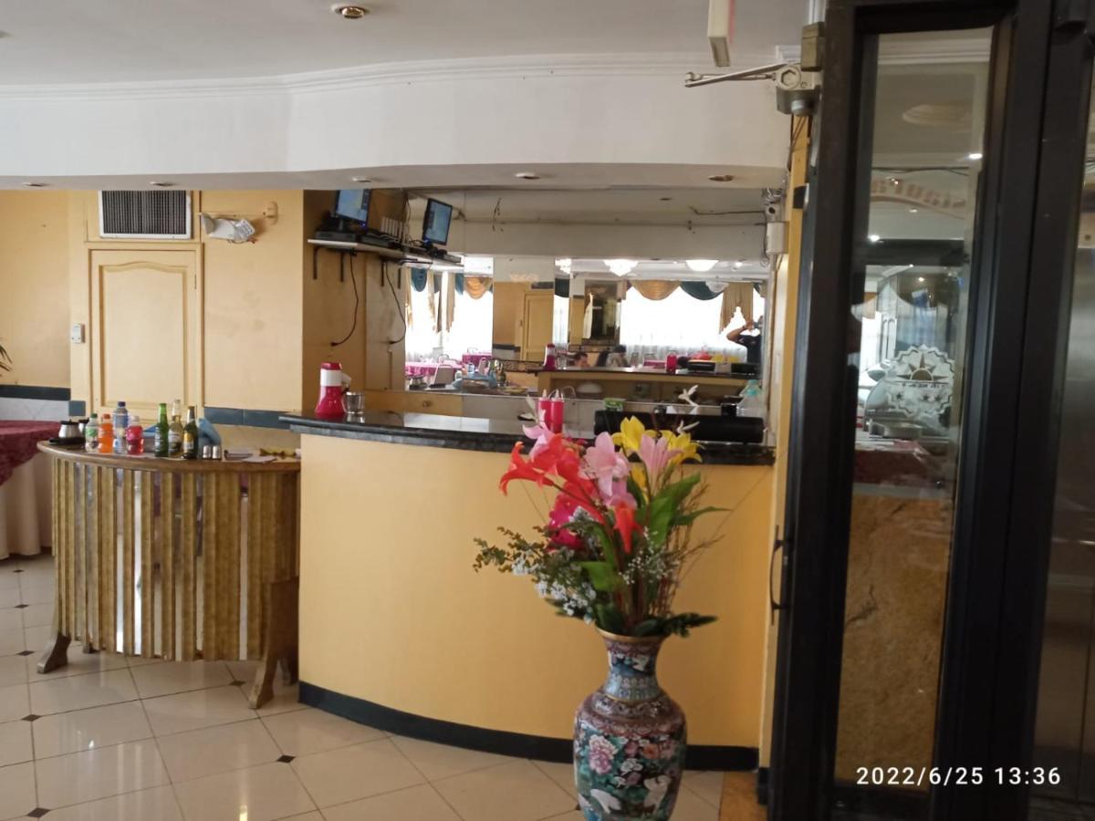 Hotel Sol De Oro Гуаякіль Екстер'єр фото