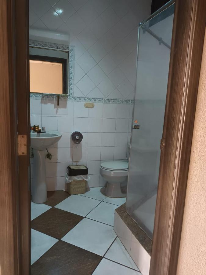 Hotel Sol De Oro Гуаякіль Екстер'єр фото